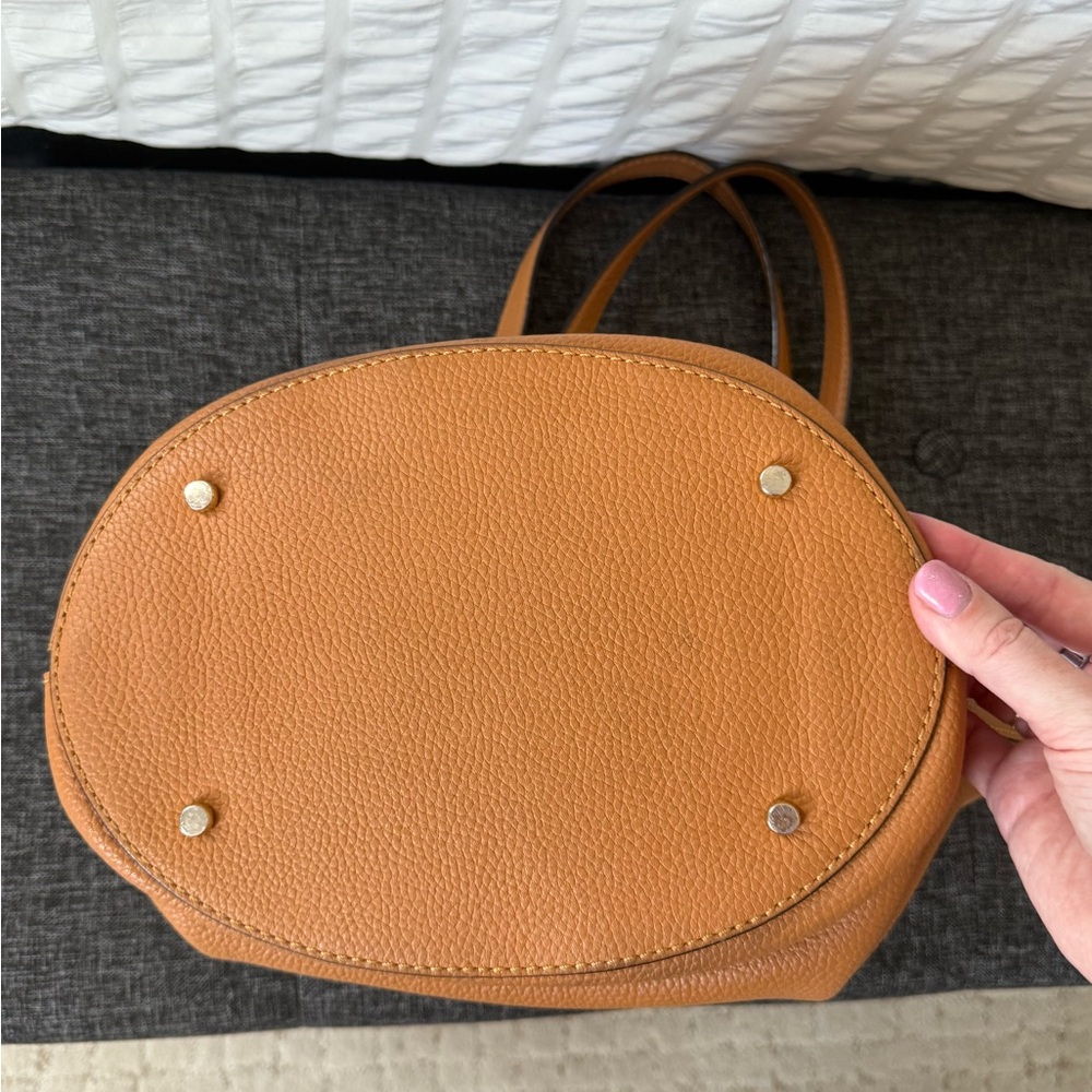 Kate Spade Caramel Brown 100% Leather Oval Tote Purse - Picture 3 of 8
